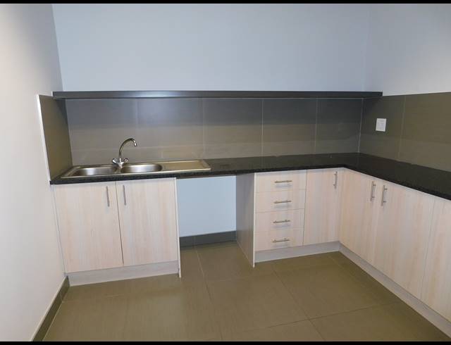 314M² OFFICE TO LET IN PARKTOWN